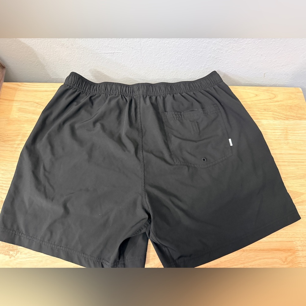 Vuori Kore Short Lined 7" in Ink XL - Picture 9 of 13